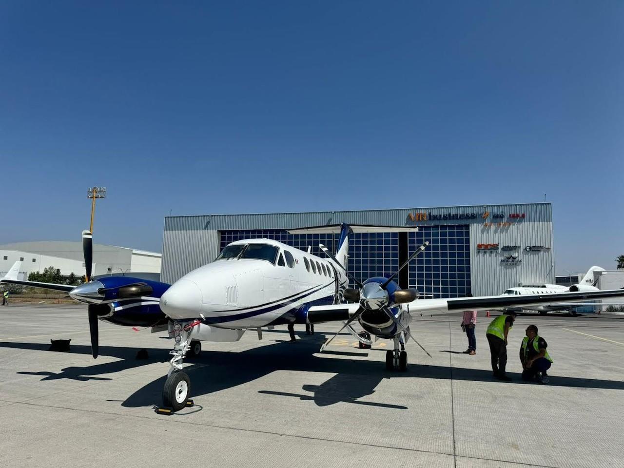 Aseguran avioneta que hacia vuelos clandestinos desde Tula