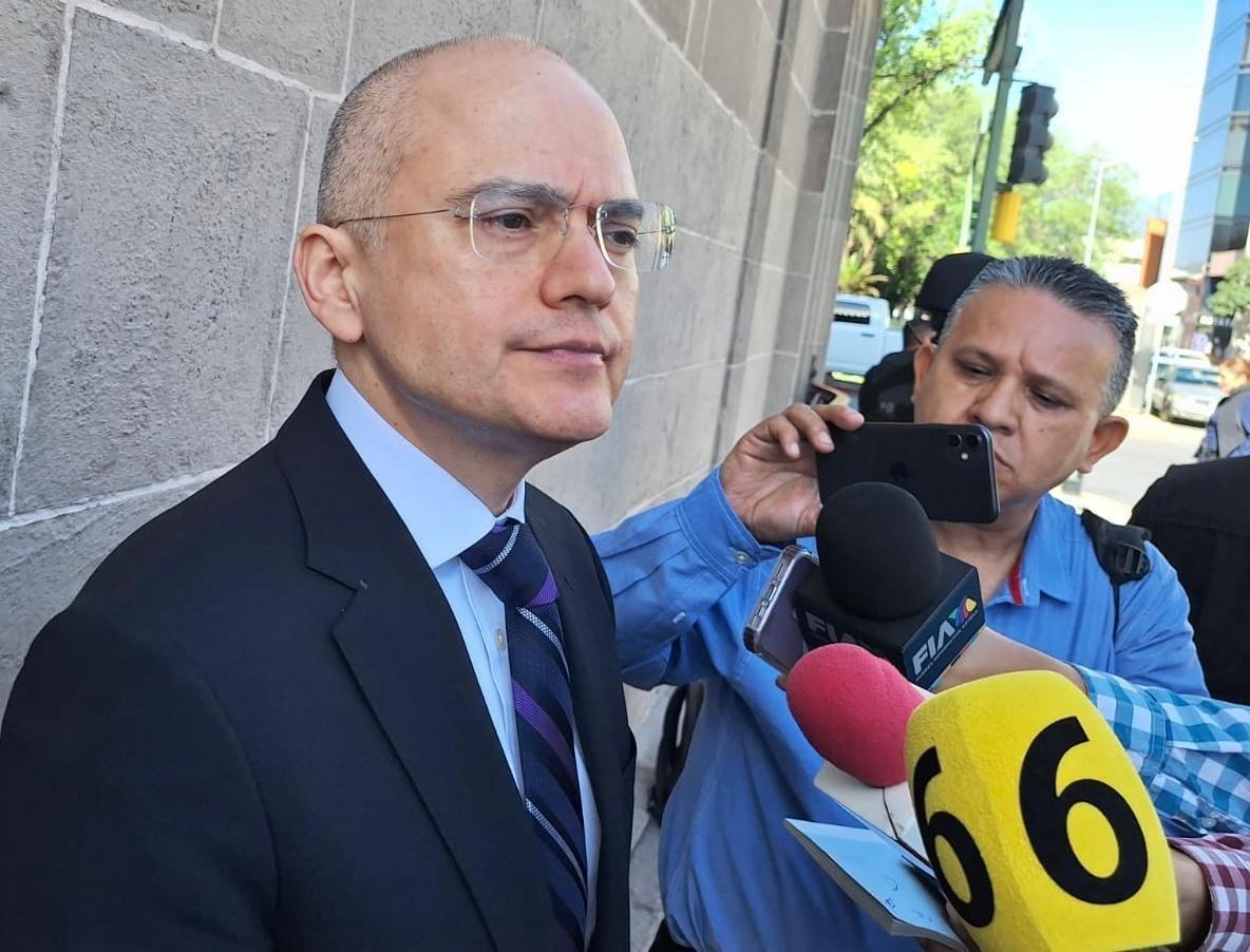 El secretario de Seguridad, Gerardo Palacios Pámanes, aseguró que se ha incrementado la presencia de Fuerza Civil y del Ejército mexicano ante los secuestros masivos. Foto: Rosy Sandoval