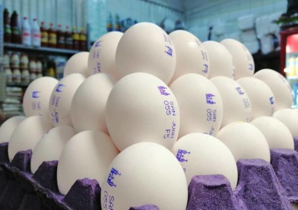 Baja precio del kilo de huevos en la frontera, anda en los 15 pesos