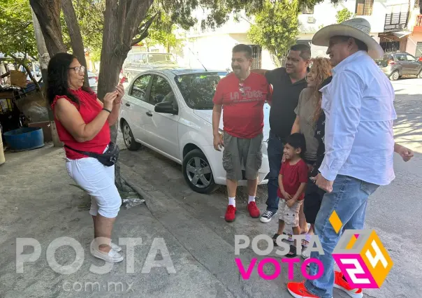 Recorre Ramiro Delgado calles de Apodaca en busca de una diputación local