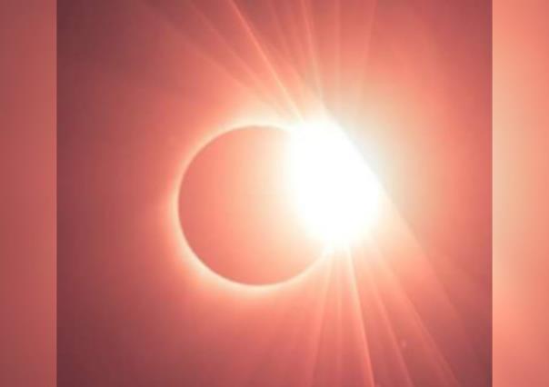 ¿Cuál será el itinerario para el eclipse total de sol en Gómez Palacio?