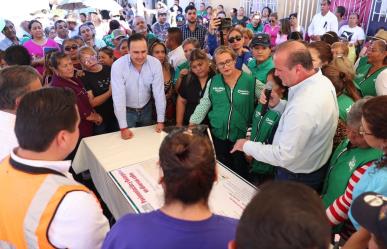 Supervisa Manolo Jiménez obras de pavimentación en Piedras Negras y Monclova