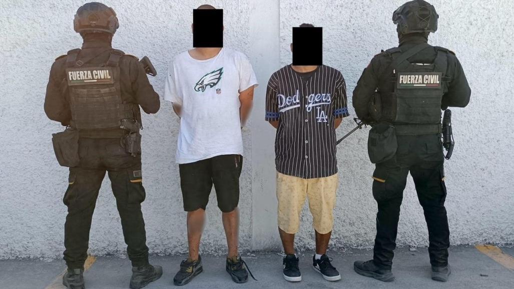 Arrestan a dos hombres armados tras persecución en Pesquería