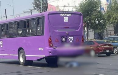 Muere mujer atropellada por unidad de transporte público