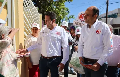 Presenta Javier Díaz propuestas de campaña en la colonia La Madrid en Saltillo