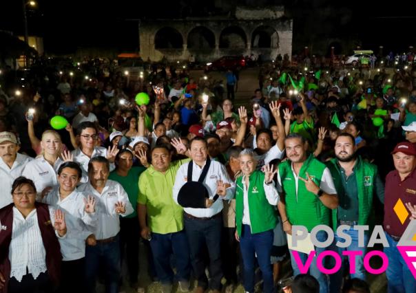 Huacho Díaz Mena continúa su gira con el fuerte respaldo del oriente de Yucatán