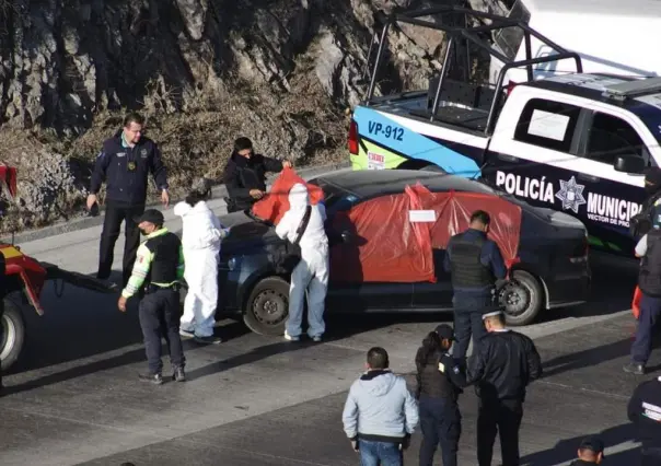 Puebla: ¡Encuentran restos de siete cuerpos en vehículo en Periférico Ecológico!