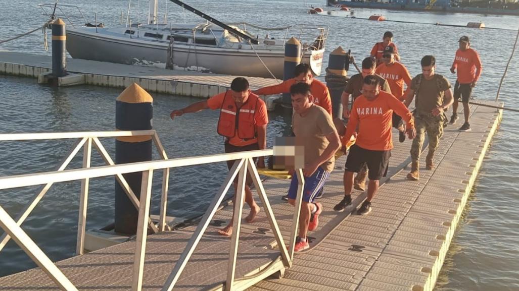 Así fue el rescate de un pescador que cayó al mar