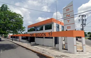 Hombre muere afuera de las oficinas del SNTE en la Avenida Canek