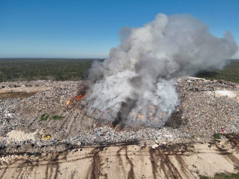 Logran controlar conato de incendio Relleno Sanitario de Mérida