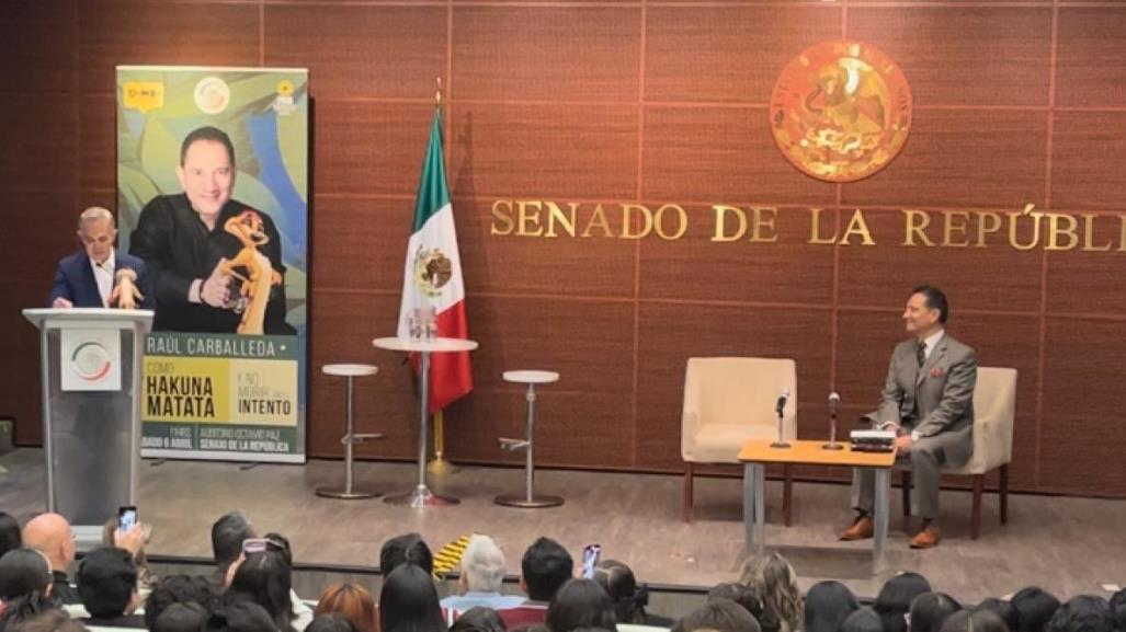 Premia Mancera a Raúl Carballeda en encuentro con estudiantes de “10 por México”