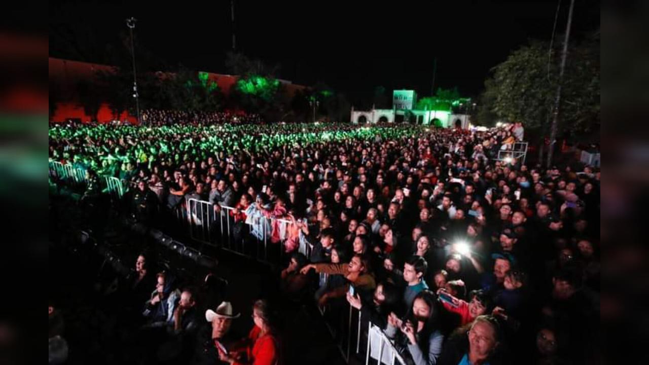 El Recodo, la madre de las bandas, hizo bailar a Durango