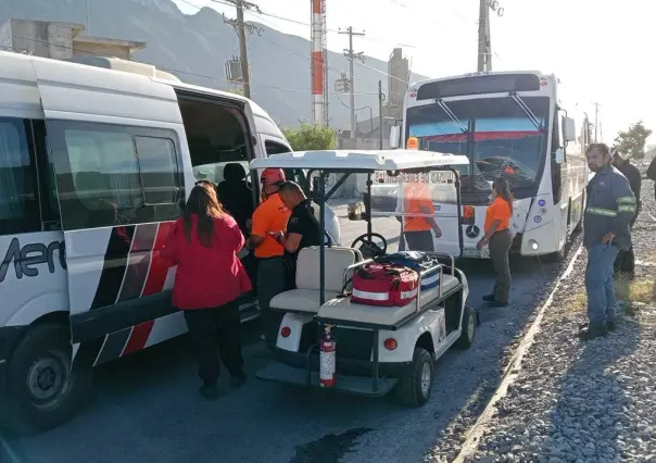 Accidente en camión de personal de empresa Frisa deja 9 lesionados en Santa Catarina