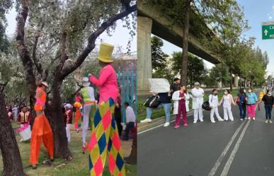 Fiesta y manifestantes a las afueras del INE previo al Debate Presidencial