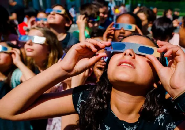 Emite SET recomendaciones para evitar riesgos en escuelas ante el eclipse solar