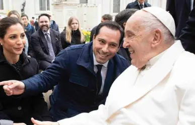 Mauricio Vila comparte encuentro con el Papa Francisco en el Vaticano