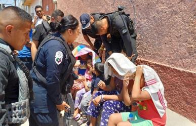 Naucalpan: Rescatan a seis personas durante incendio de una vivienda