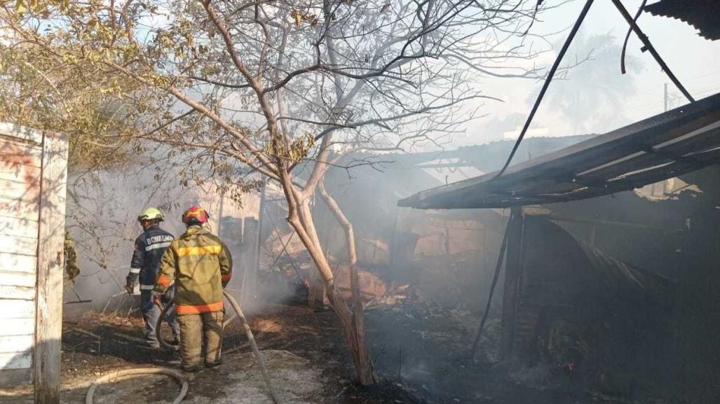 Intensa actividad de bomberos en Kanasín