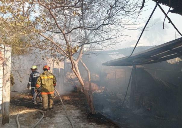 Intensa actividad de bomberos en Kanasín