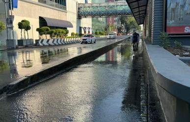 ¡Lo que el agua se llevó! Fuga rompe pavimento en Cuauhtémoc