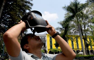 Museo Kana en Xalapa recibe a cientos de personas para ver el #EclipseSolar2024