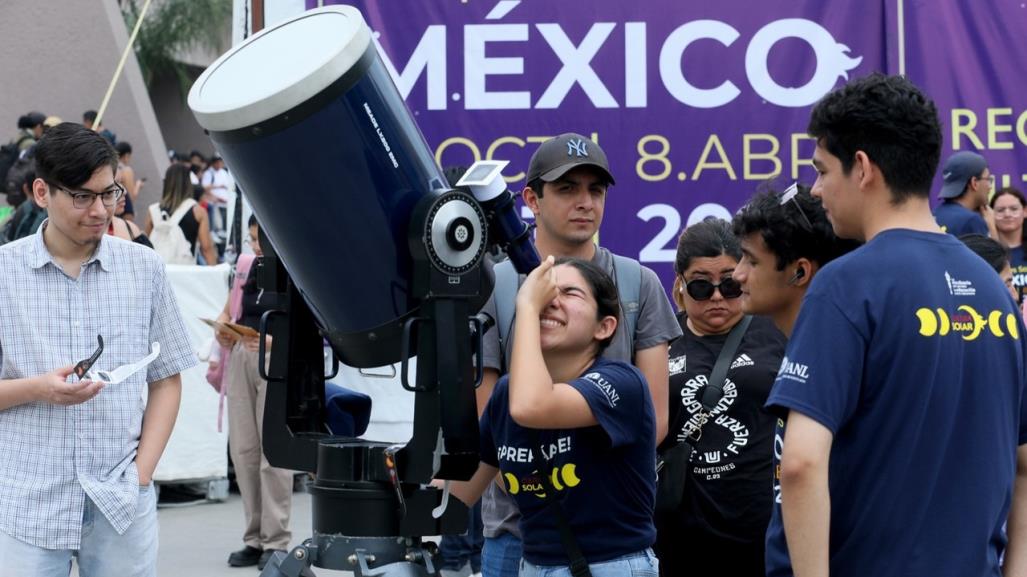 Explanada de Ciudad Universitaria: escenario del eclipse de Sol