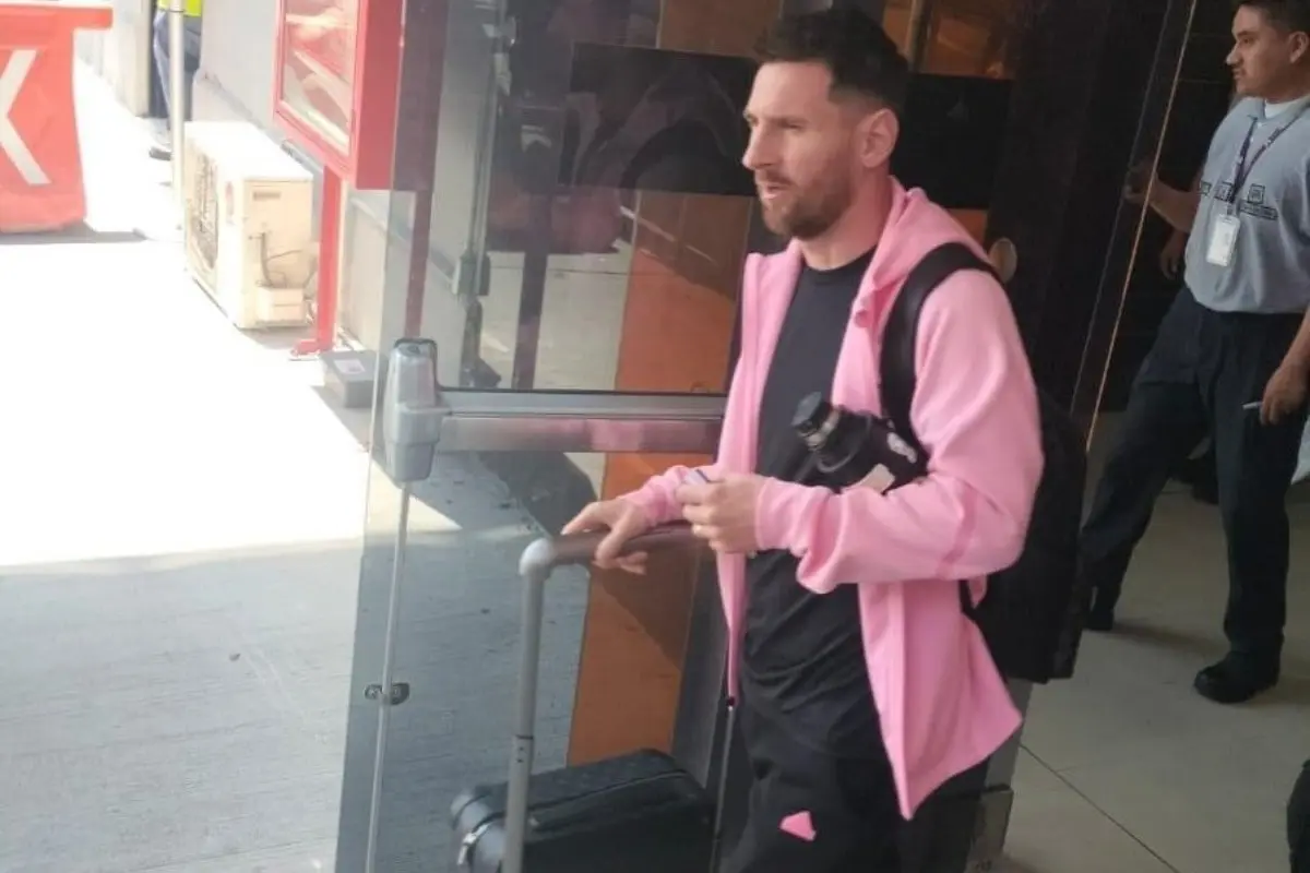 Lionel Messi llegando al aeropuerto de Monterrey Foto: X(Twitter) @M10Update