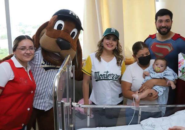 Llevan Roberto Valenzuela y Perro Sultán alegría al Hospital Materno Infantil