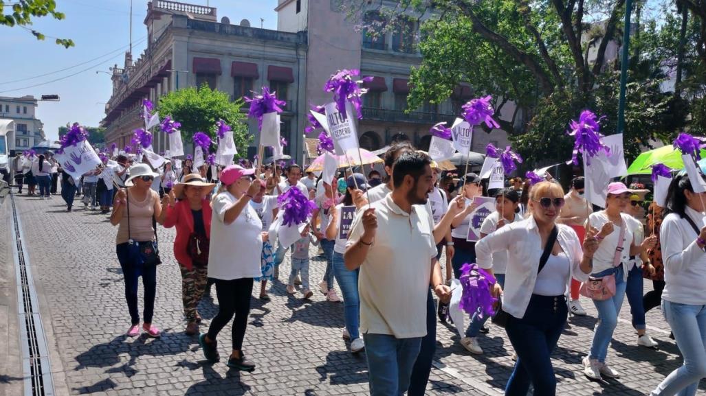 Colectivo feminista se deslinda de participación en marcha de Veracruz