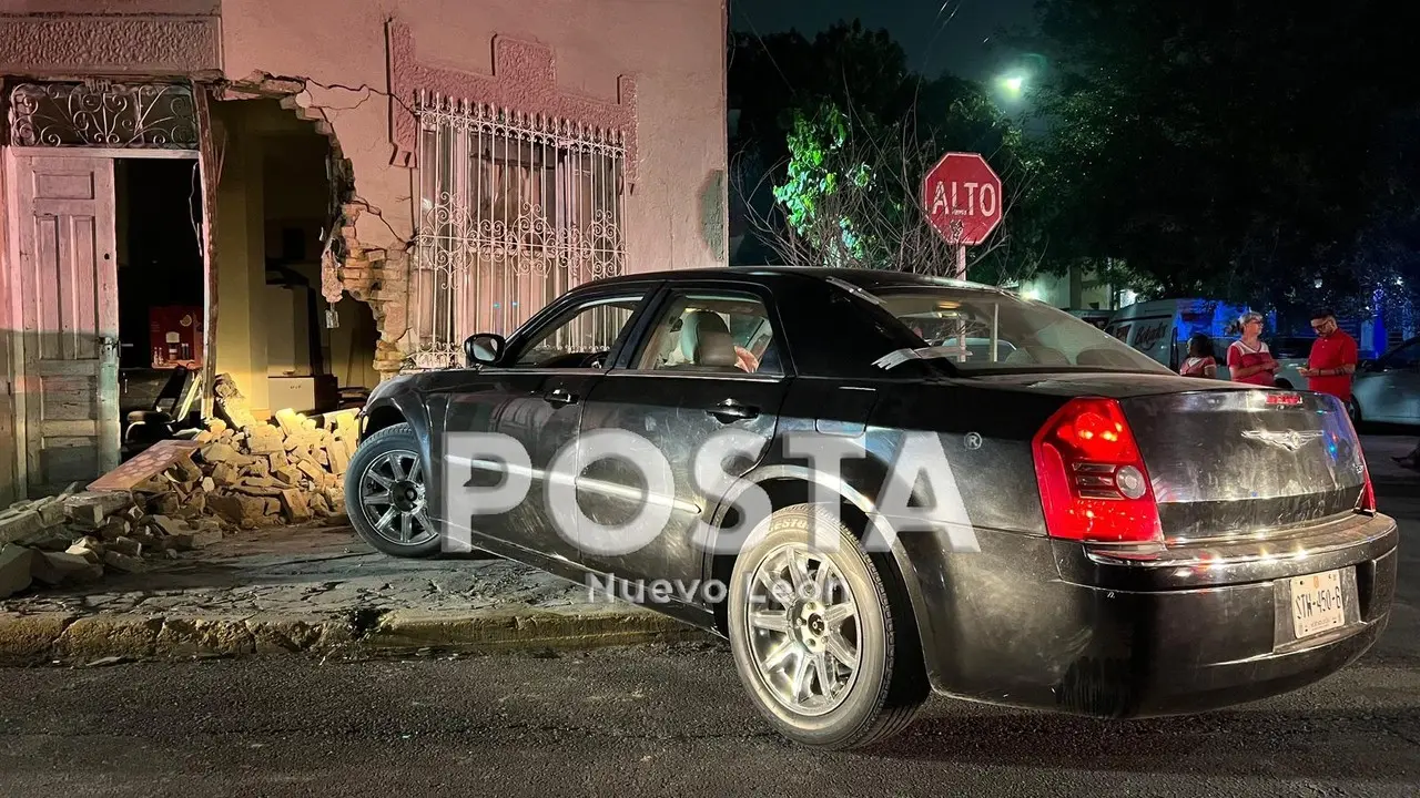 La víctima de robo, un taquero comentó que los asaltantes armados se llévaron la venta del dia. Foto: Raymundo Elizalde.