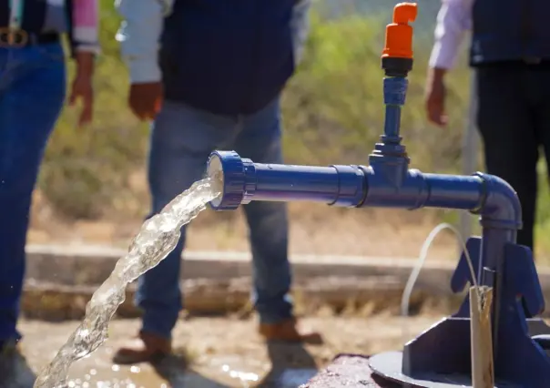 Instalan paneles solares en pozo de agua en Ramos Arizpe