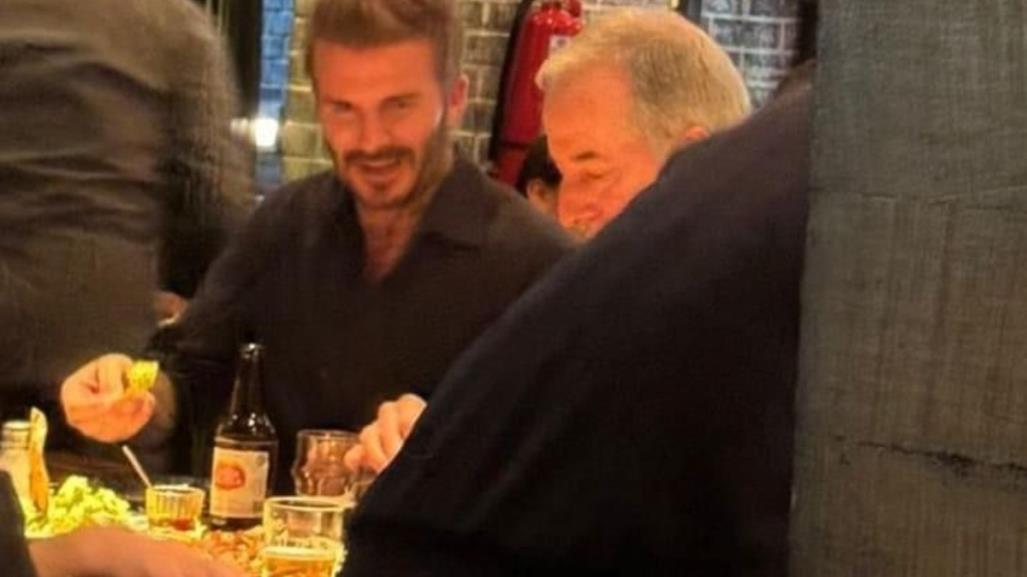 David Beckham se deja querer por fanáticos en Nuevo León; hasta cerveza tomó