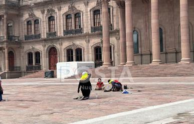 Embellecen la Macroplaza rumbo a los 200 años de Nuevo León