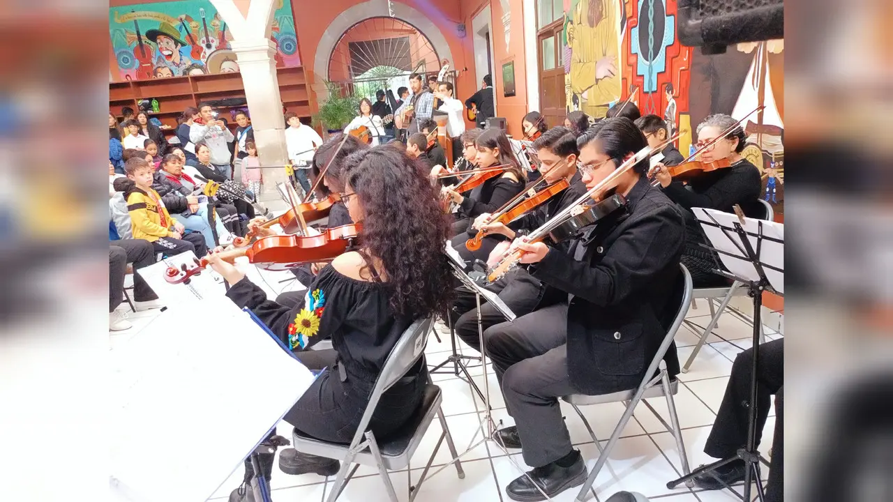 Cascabeleo: Dona un juguete y disfruta del arte y folklore mexicano en familia