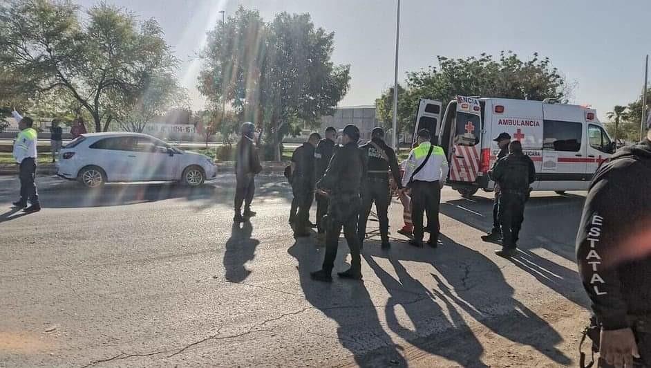 Joven motociclista muere embestido por un tráiler