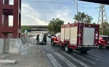 Vuelca pipa cargada de almidón en alcaldía Gustavo A. Madero Vuelca pipa cargada de almidón en alcaldía Gustavo A. Madero