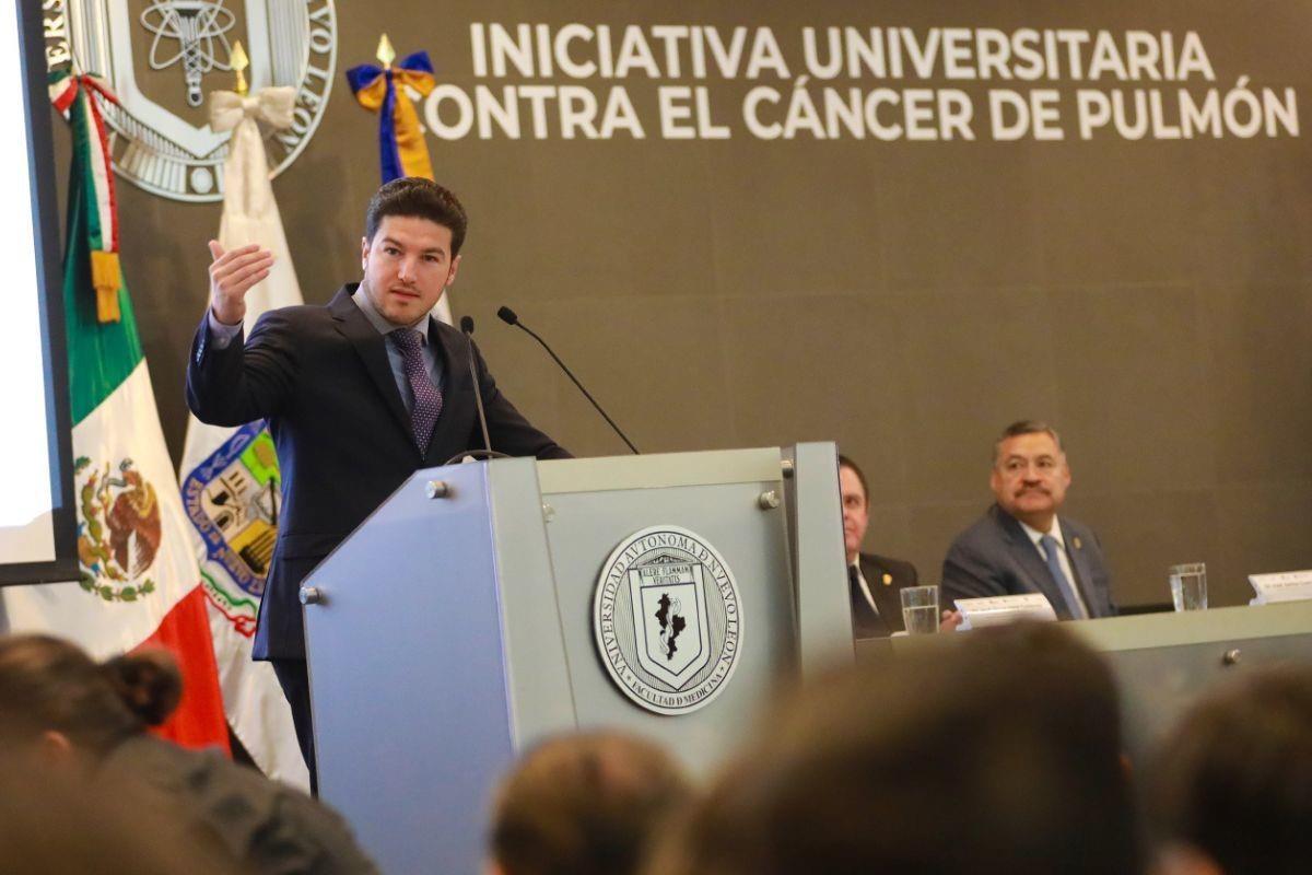 El Gobernador de Nuevo León, Samuel García, encabezó el lanzamiento del software que detectará el cáncer de pulmón. Foto: Gobierno de Nuevo León