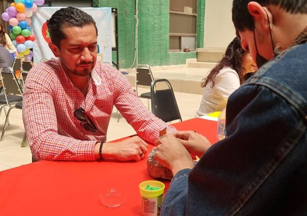 Concientizan a trabajadores del IMSS en inclusión a personas con autismo