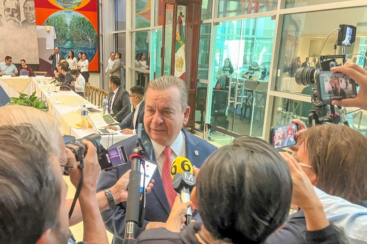 En entrevista en el Congreso de Tamaulipas, el diputado local Edgardo Melhem se pronunció en torno a la problemática de agua que vive la entidad. Foto: Carlos García