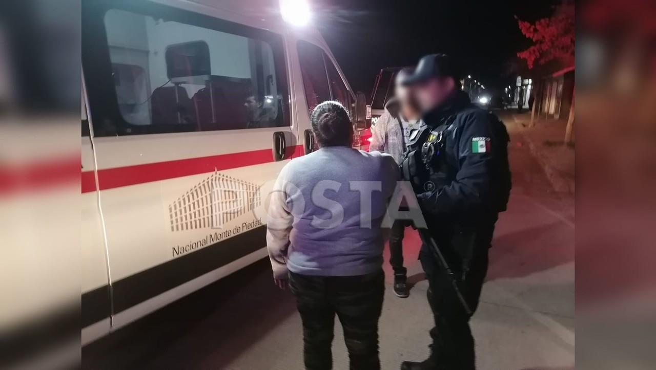 Afectados siendo atendidos médicamente luego de presuntamente ser golpeados por la Guardia Nacional. Foto: Especial/POSTAMX.