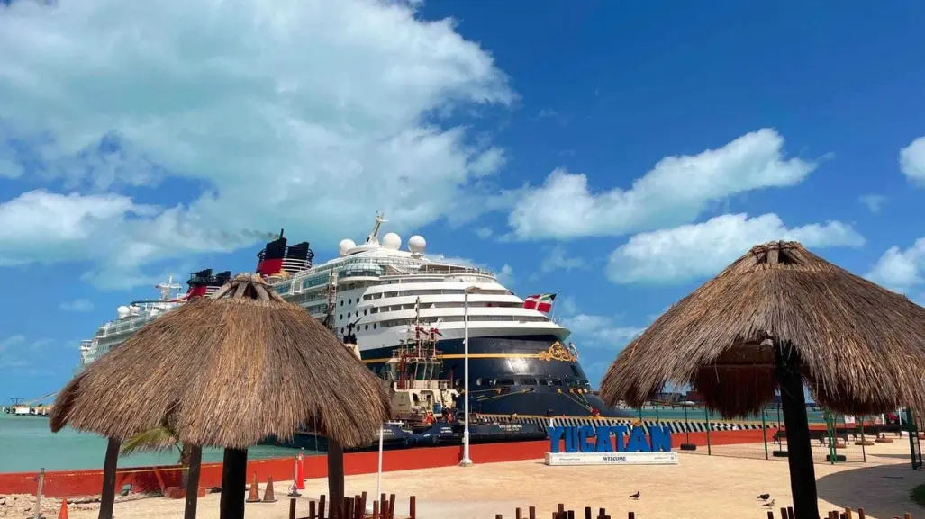 Crucero Disney Magic arriba a Progreso con más de 3 mil personas a bordo