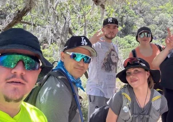 Hijos de Jenni Rivera visitan el lugar donde murió su mamá en Iturbide