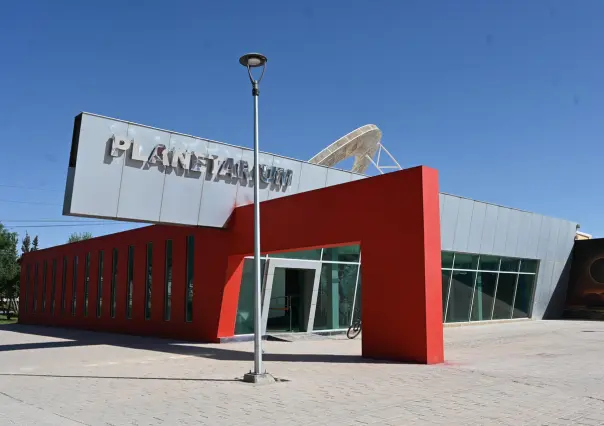 Van por reconocimientos al Planetarium Torreón por cobertura de eclipse de Sol