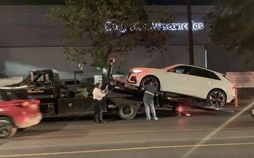 Recuperan camioneta de lujo tras cateo a un taller mecánico