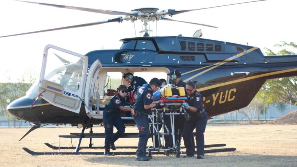 Trasladan en helicóptero a paramédicas que se accidentaron en Valladolid