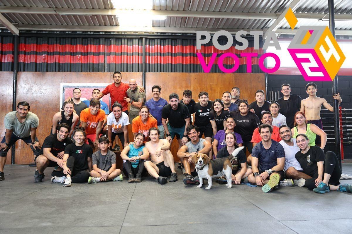 Se encuentra Ale Morales con atletas en el gimnasio Crossfit One. Foto: Movimiento Ciudadano