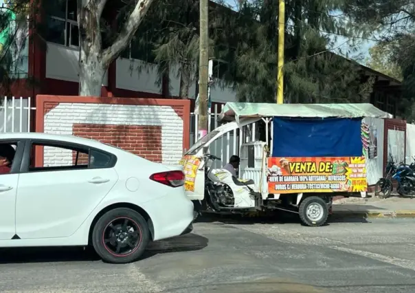 Van por los vendedores ambulantes en escuelas