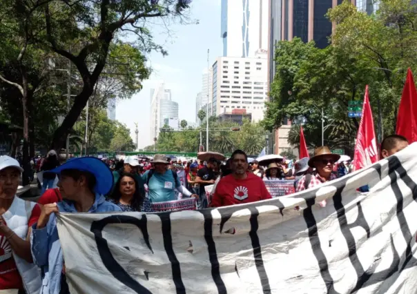 CNTE sostiene encuentro con AMLO en medio del paro nacional magisterial