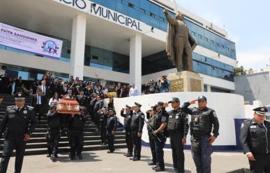 Despiden con honores a policía caído en Naucalpan