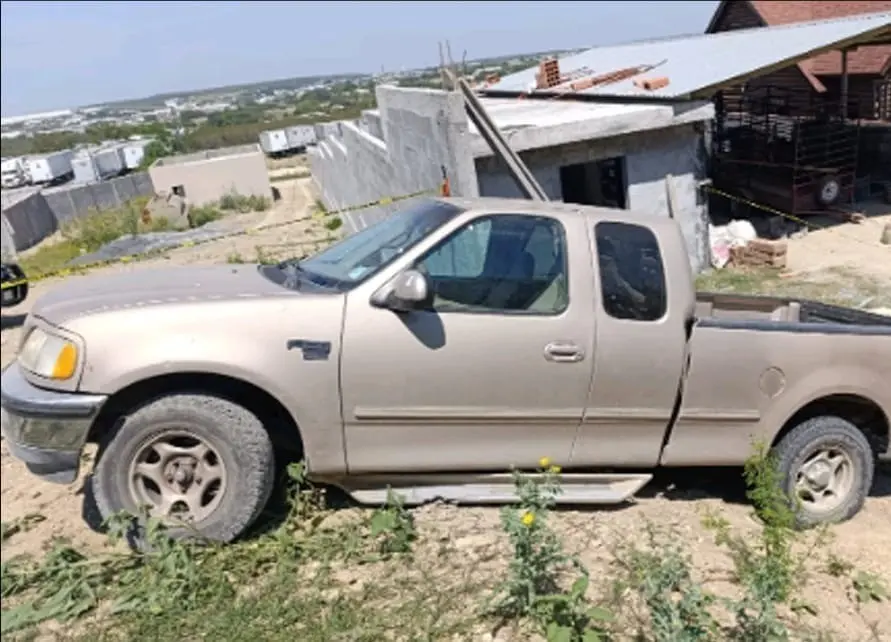 Recuperan camioneta con reporte de robo en Allende